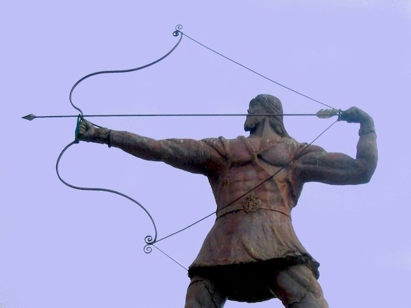 Sábado 14 de abril. Detener al enemigo interno